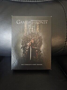 HBO Game of Thrones The Complete First Season DVD Special Edition